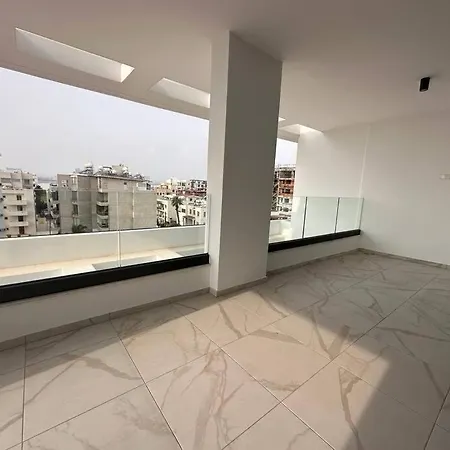 شقة Cozy 3 Bedroom 300m From The Sea *
